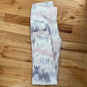 Old Navy ACTIVE Tie Dye leggings